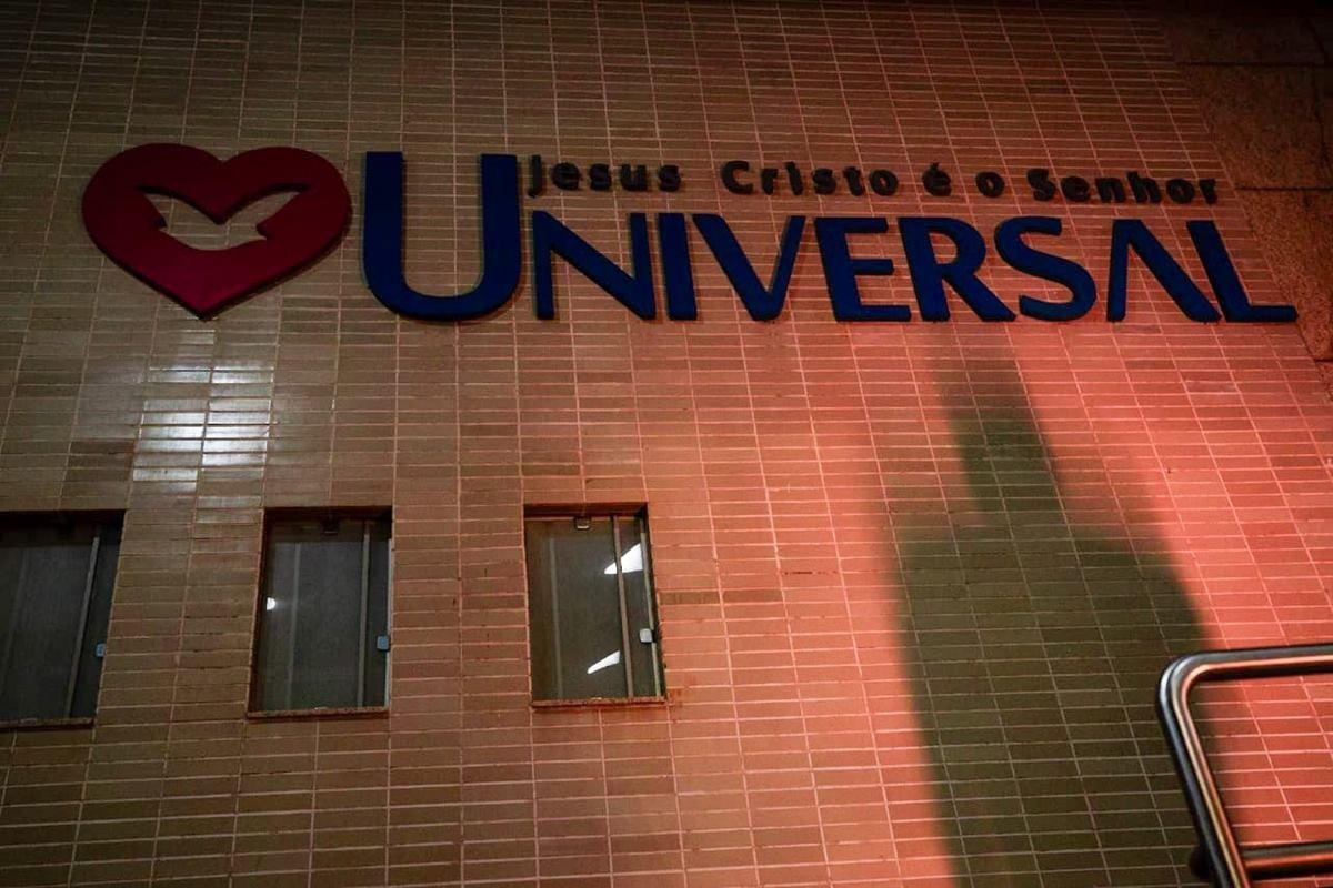 Assédio, perseguição e vasectomia: pastores vão à Justiça contra a Igreja Universal