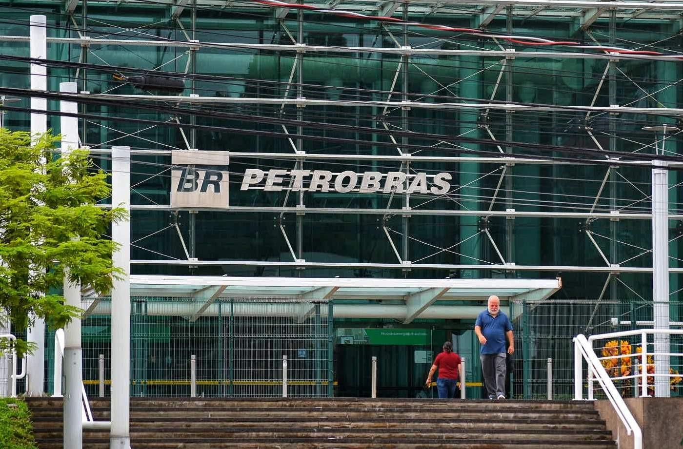 Petrobras suspende inscrições para concurso com mais de 6 mil vagas