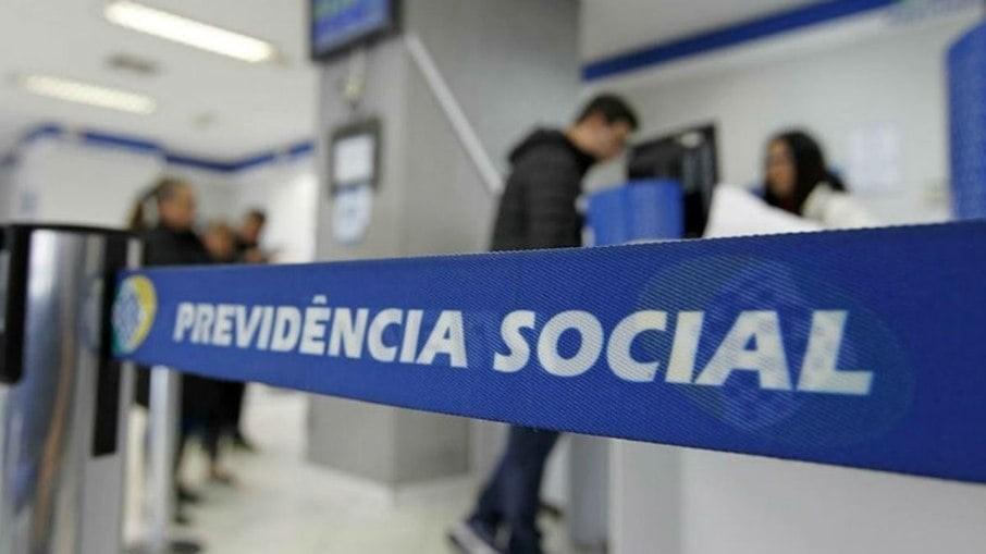 INSS: aposentadorias acima do mínimo não têm aumento real