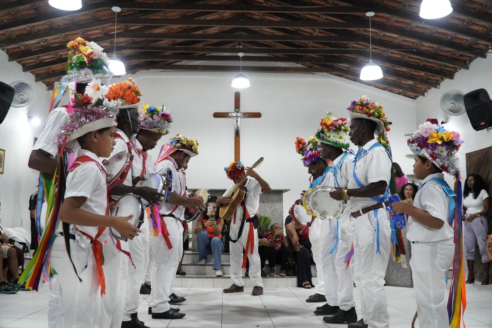 Festa de Santos Reis em Pedra P’água, São Mateus: sucesso de público para uma tradição que se renova e perpetua