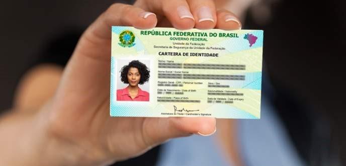 Nova carteira de identidade começa a ser emitida no ES nesta quinta-feira (11)