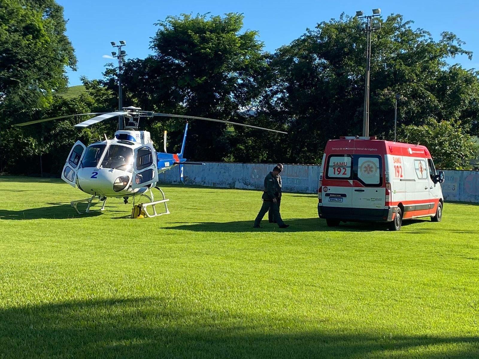 Jovem se queima em churrasqueira e precisa ser socorrido de helicóptero, no ES