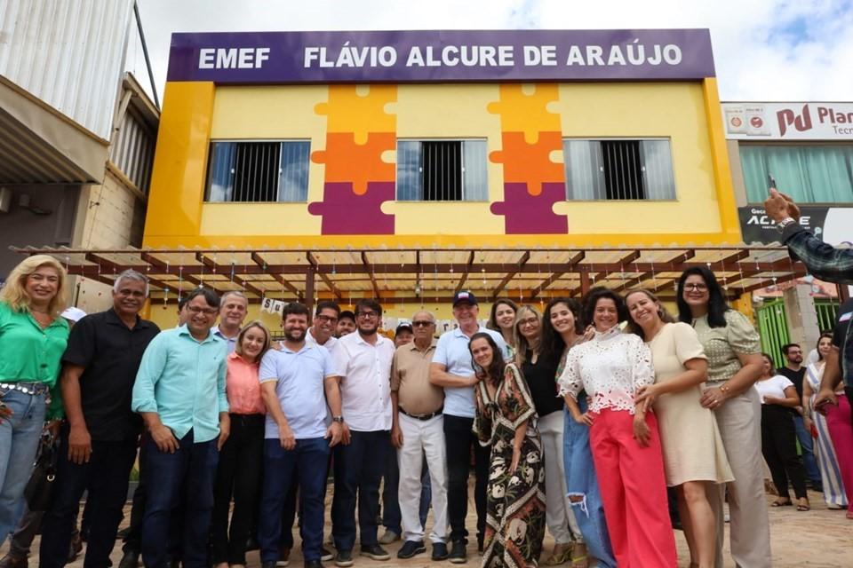 Governo do ES inaugura obras e anuncia novos investimentos em Ibatiba