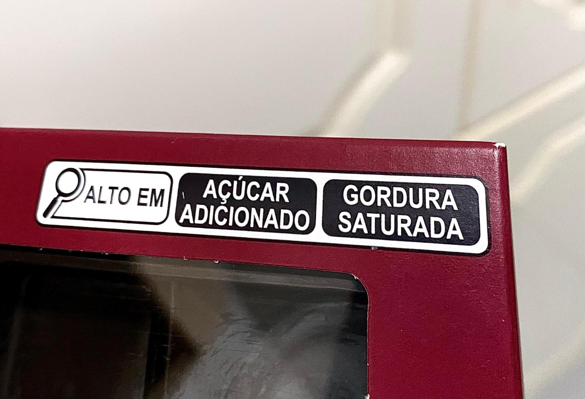 Quais alimentos aumentam a chance de desenvolver pedra nos rins?