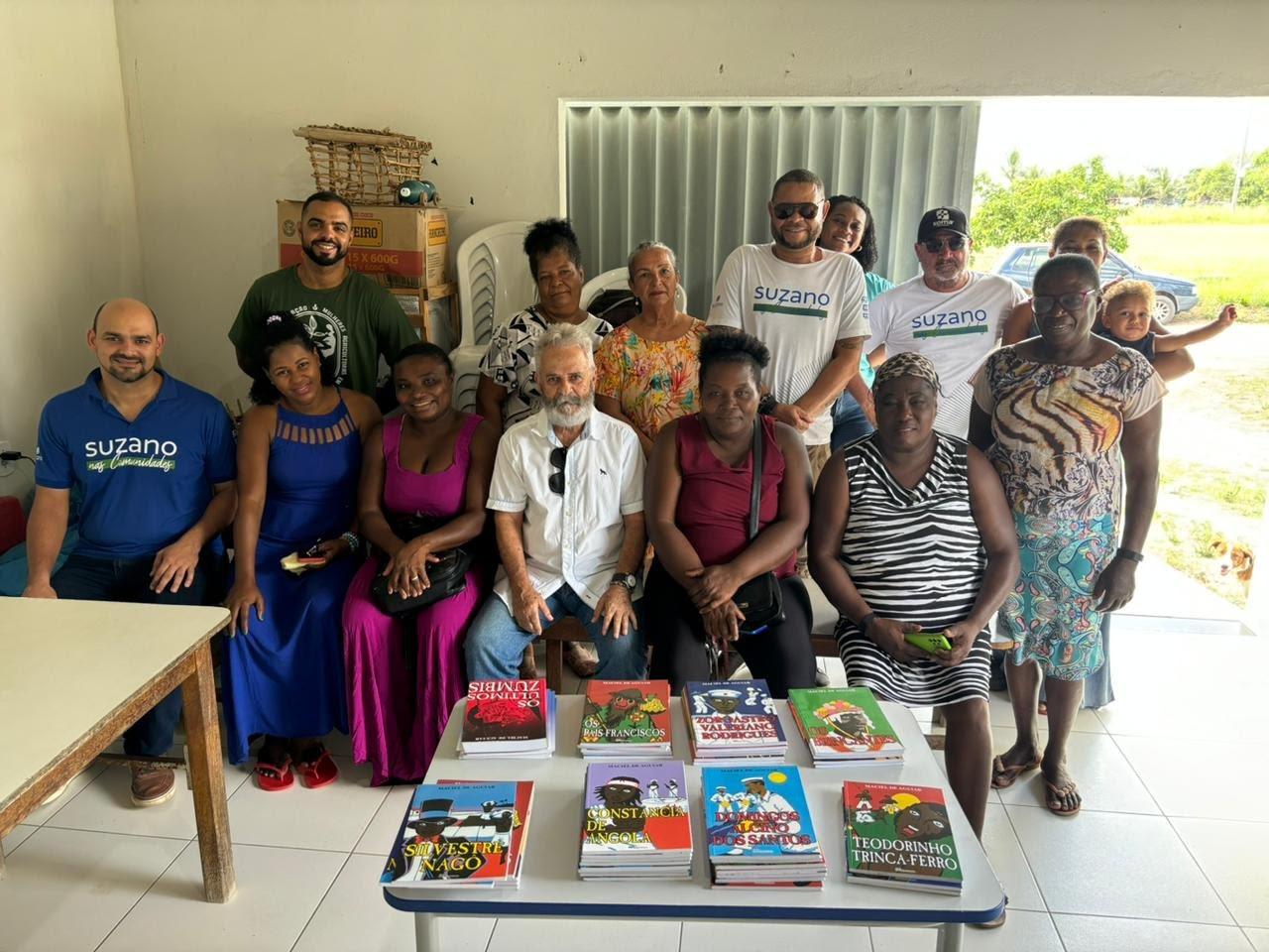 Comunidades quilombolas de São Mateus e Conceição da Barra, no ES, recebem palestra e livros do escritor Maciel de Aguiar