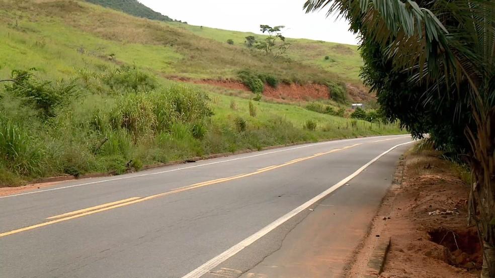 Homem é morto pelo irmão a pauladas e tem corpo queimado após reclamar que queria dormir, no ES