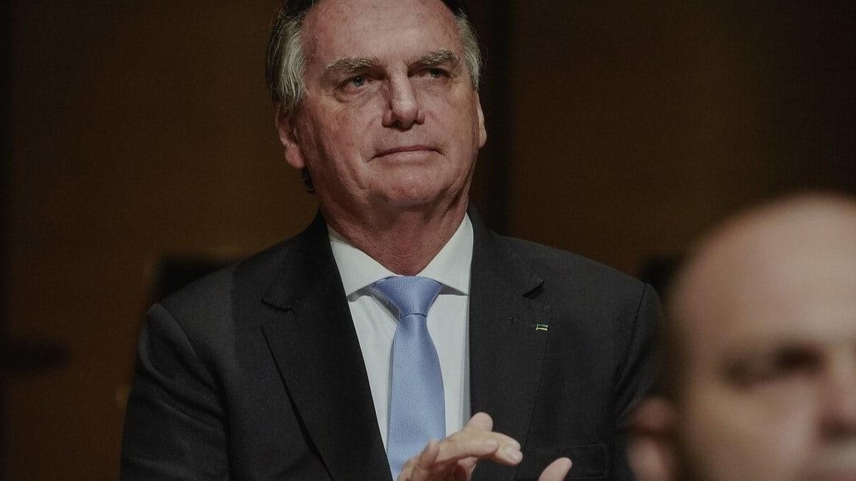 TSE mantém inelegibilidade de Bolsonaro e Braga Netto por oito anos