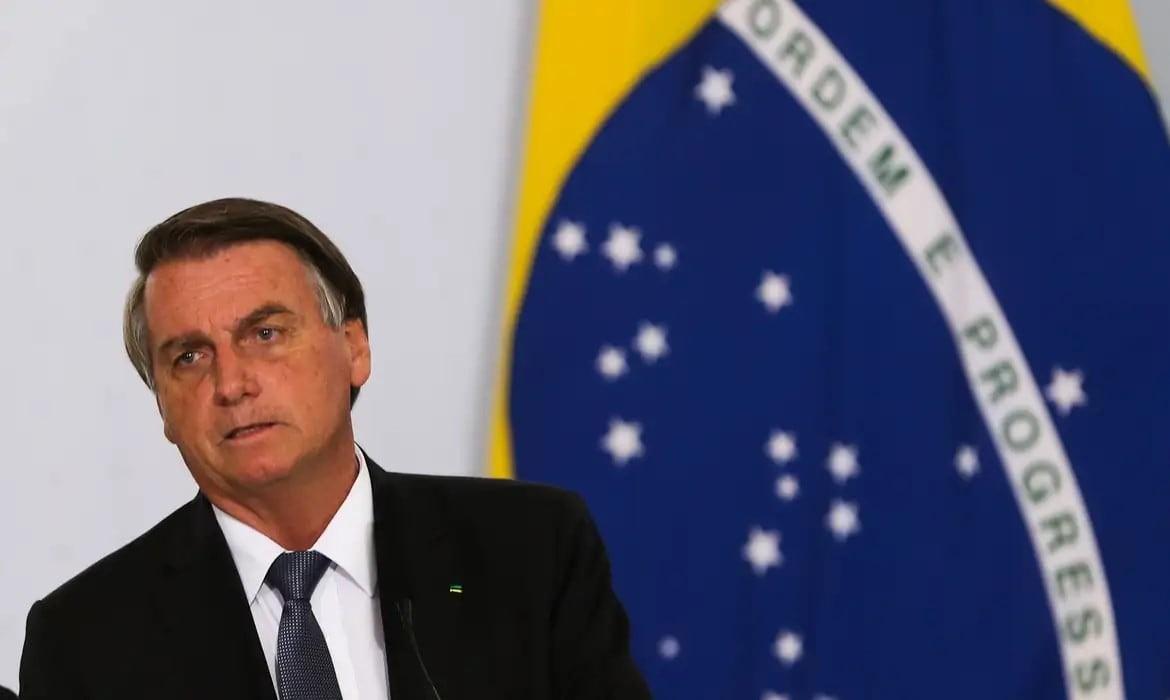 Ex-presidente Bolsonaro volta a ser internado em Manaus com infecção bacteriana