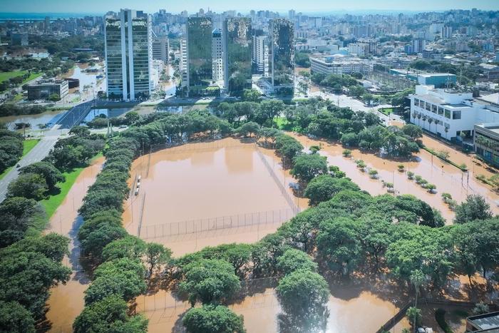 Rio Guaíba volta a ultrapassar a marca de 5 m em Porto Alegre, no RS