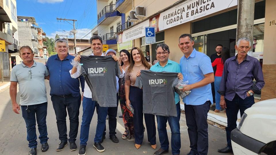 Ricardo Ferraço visita obras da ES-379 e anuncia investimentos em Irupi, ES