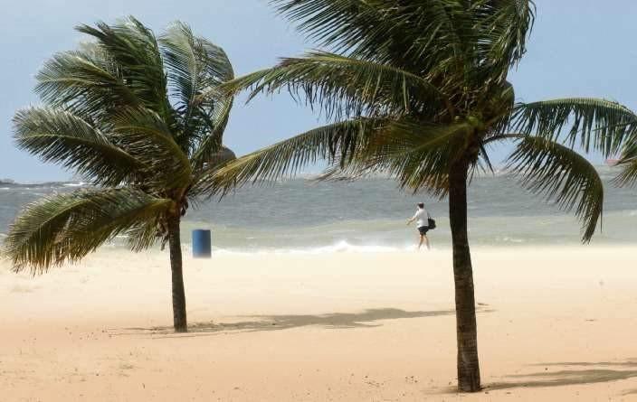 Cidades do ES recebem alerta de ventos de até 60 km/h