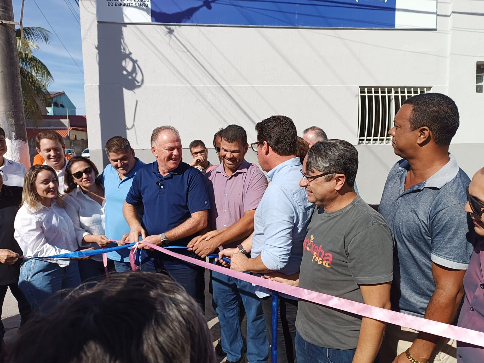 Casagrande inaugura serviços de saúde e anuncia reconstrução de escola em Conceição da Barra, ES