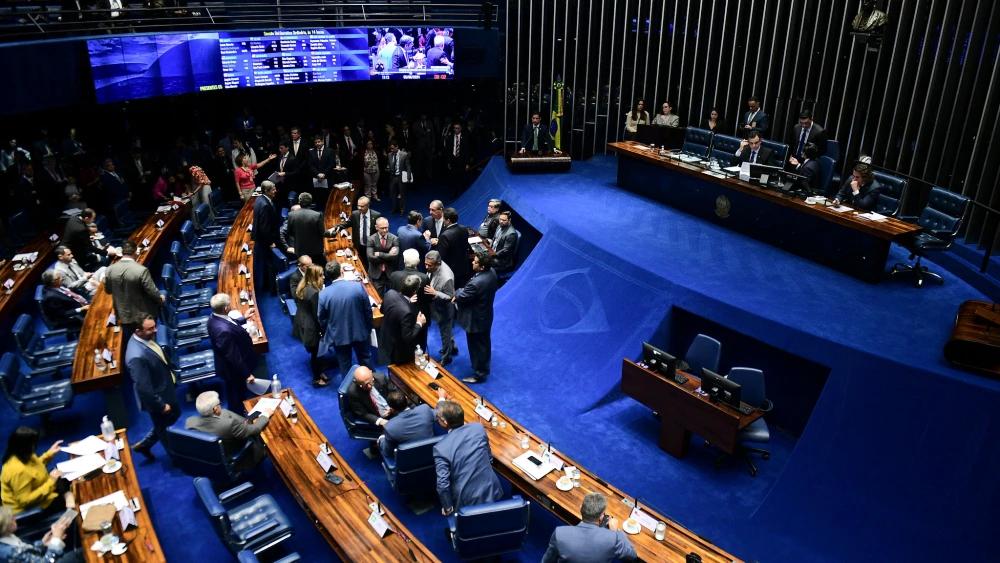 Senado aprova taxação de compras internacionais de até US$ 50