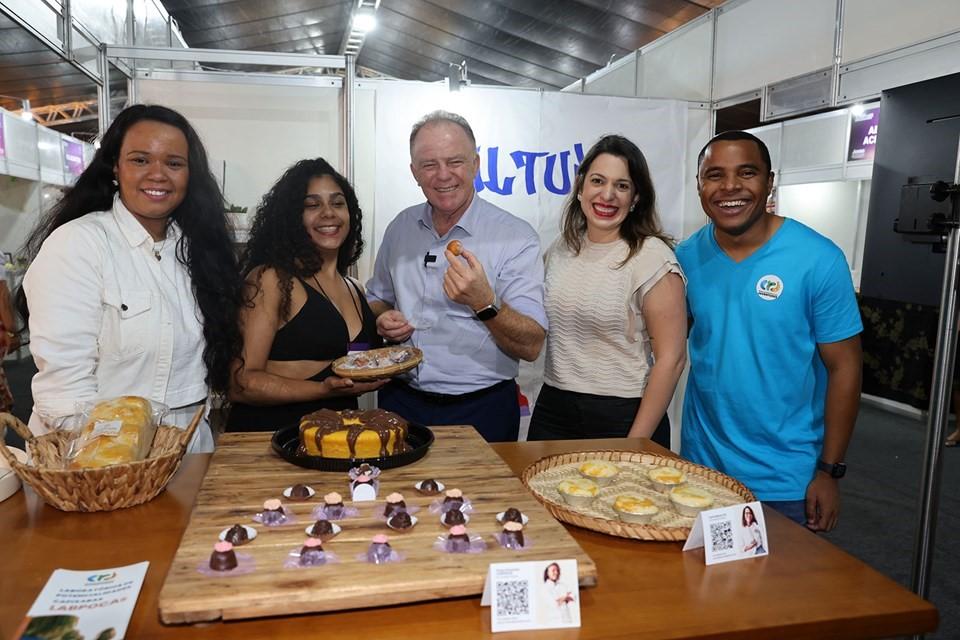 Casagrande abre oficialmente a Feira das Juventudes Empreendedoras no ES