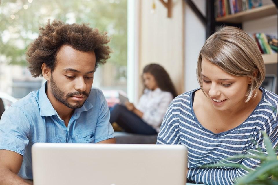 Governo do ES abre inscrições para cursos semipresenciais pelo QualificarES