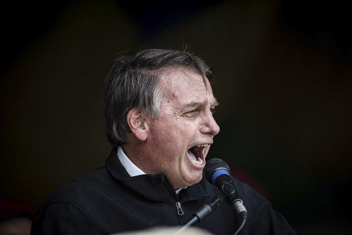 Bolsonaro provoca Lula por “impostozinho” na picanha