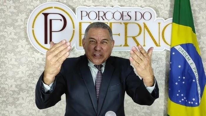 Pastor chama autismo de “visita do diabo” ao ventre das grávidas