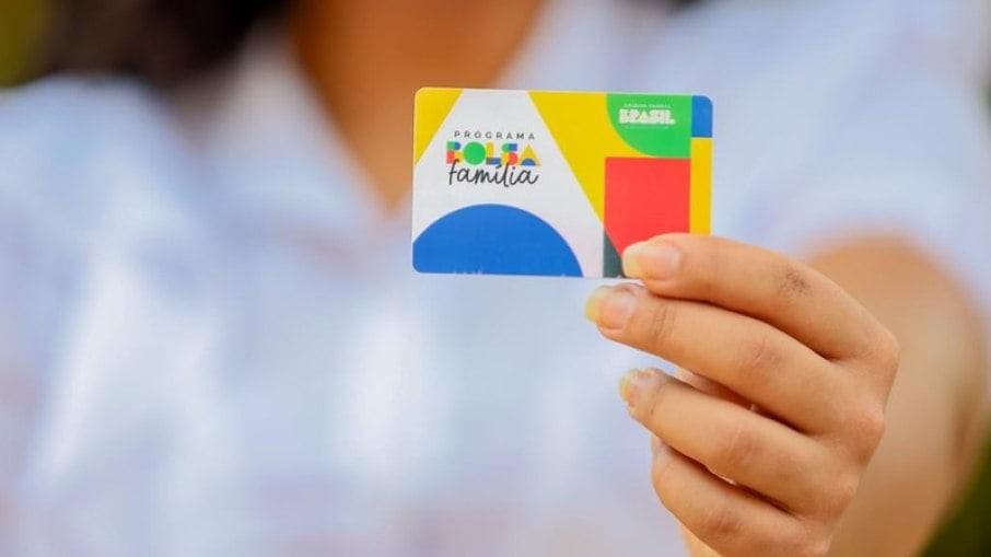 Caixa paga Bolsa Família a beneficiários com NIS com final 6 nesta quinta-feira (25)