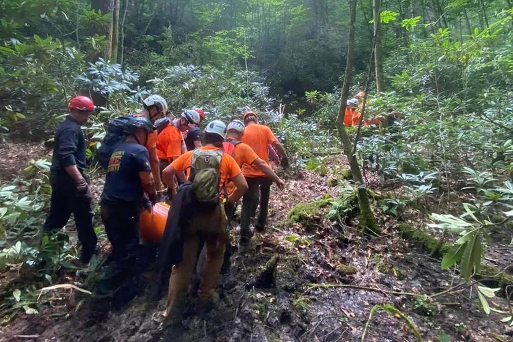 Homem é resgatado em montanha nos EUA após passar 12 dias perdido e sem comida; ‘milagroso’