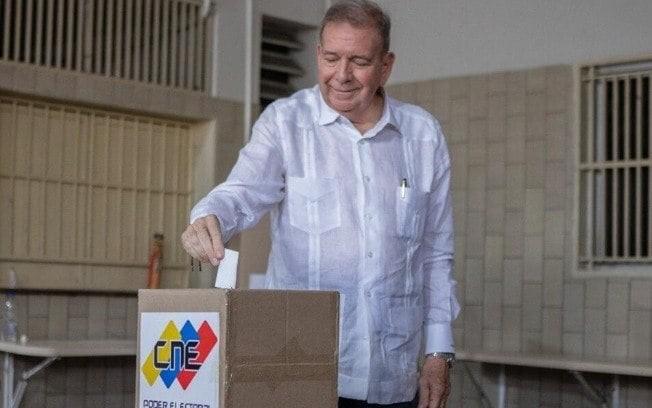 Edmundo González, opositor de Maduro, se autoproclama presidente da Venezuela