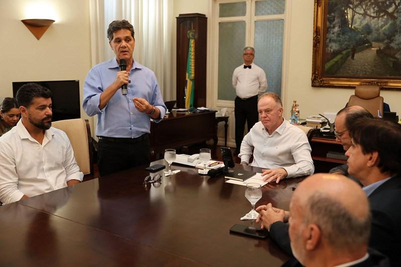 Casagrande autoriza início de obras do Caminhos do Campo em Guarapari, ES