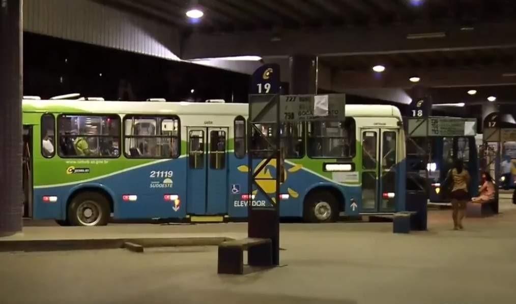 Homem é estuprado dentro de banheiro de terminal de ônibus, no ES