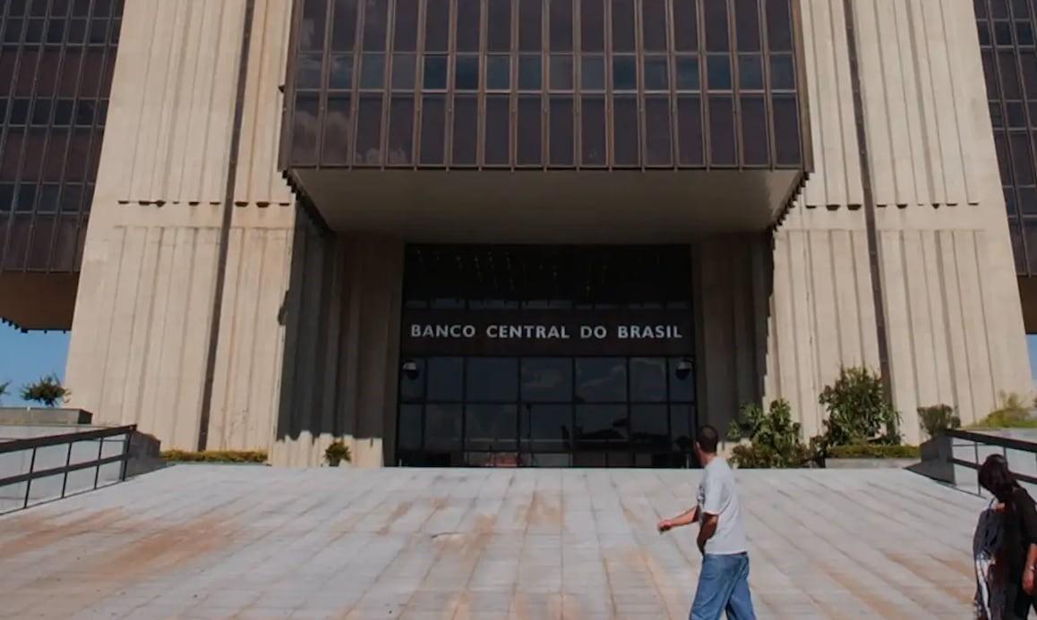 Banco Central aumenta Selic pela primeira vez desde 2022, e juros vão a 10,75% ao ano