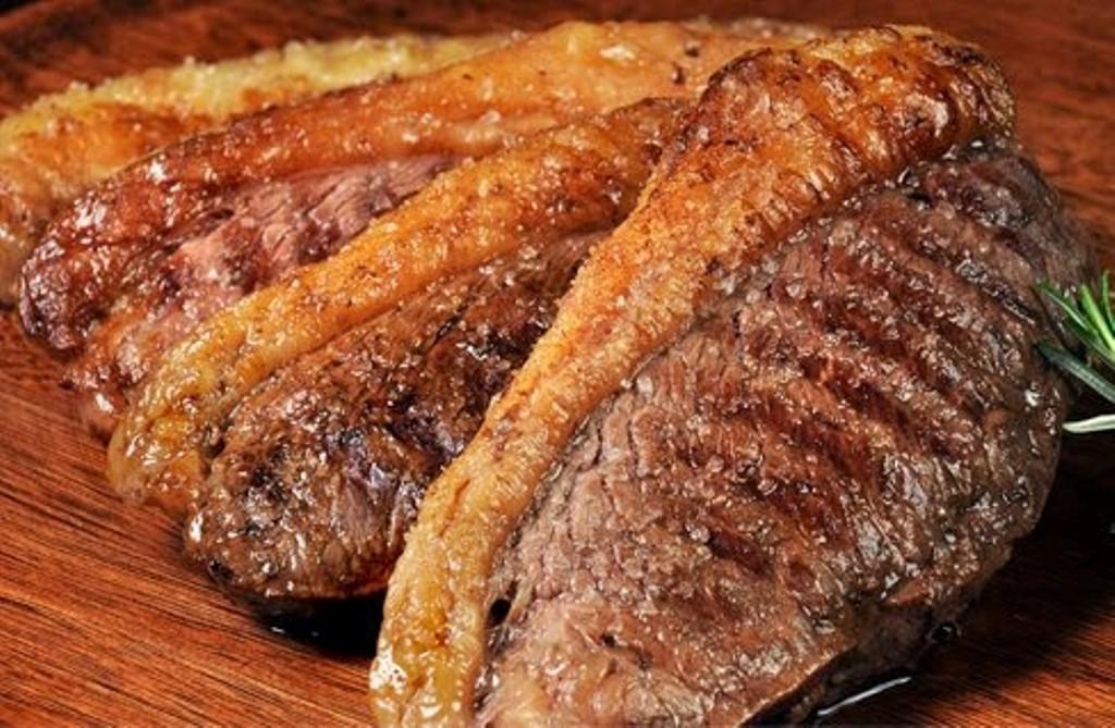 Veja quais os benefícios e os riscos do consumo de carne vermelha