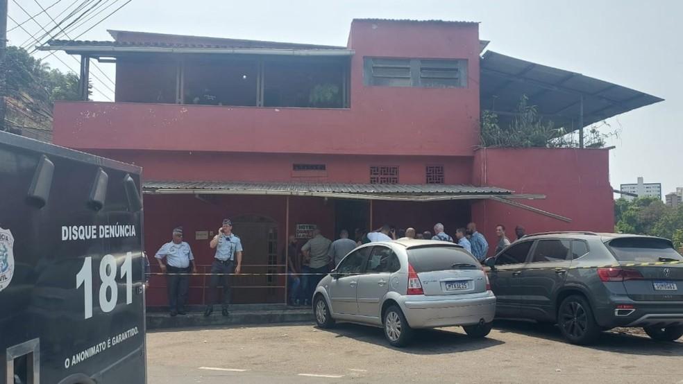 Sogros de prefeito de Cachoeiro de Itapemirim no ES são mortos a facadas; dupla é presa e confessa crime