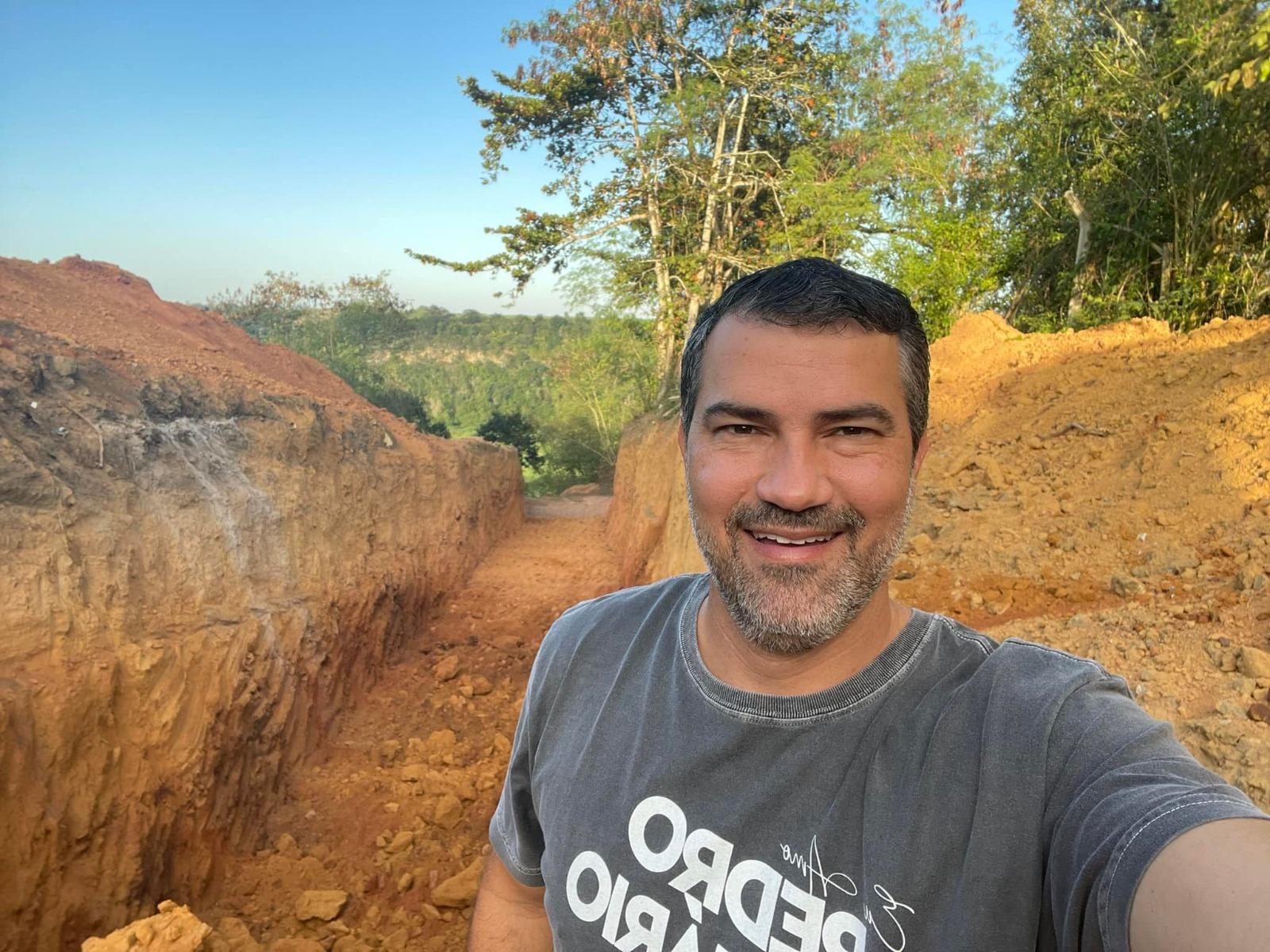 Prefeitura de Pedro Canário no ES inicia obra de drenagem pluvial no bairro São Geraldo