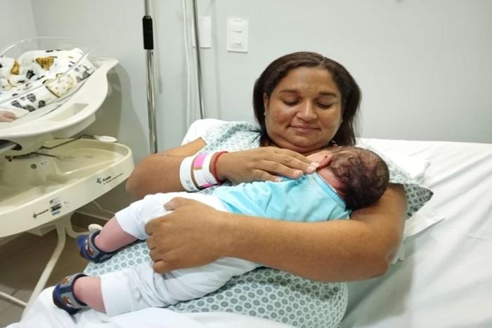 Mulher dá à luz “bebê gigante” com mais de 5 kg, no Ceará