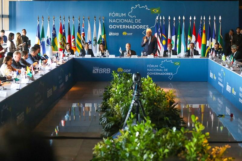 Casagrande participa de nova reunião do Fórum de Governadores, em Brasília