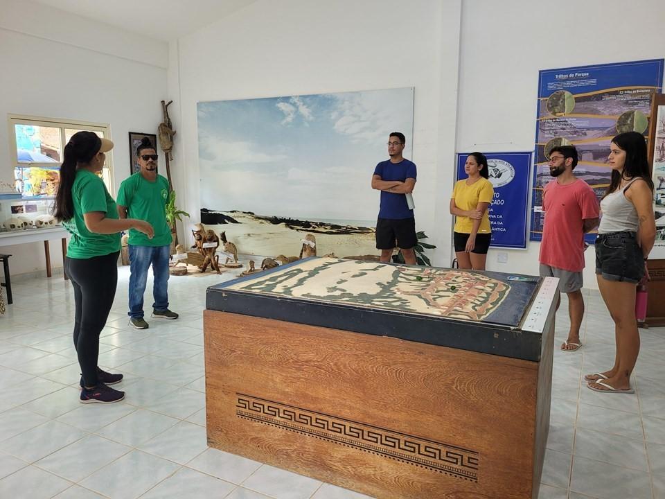 Programa de voluntariado inicia com aprendizado no Parque Estadual de Itaúnas, em Conceição da Barra, ES