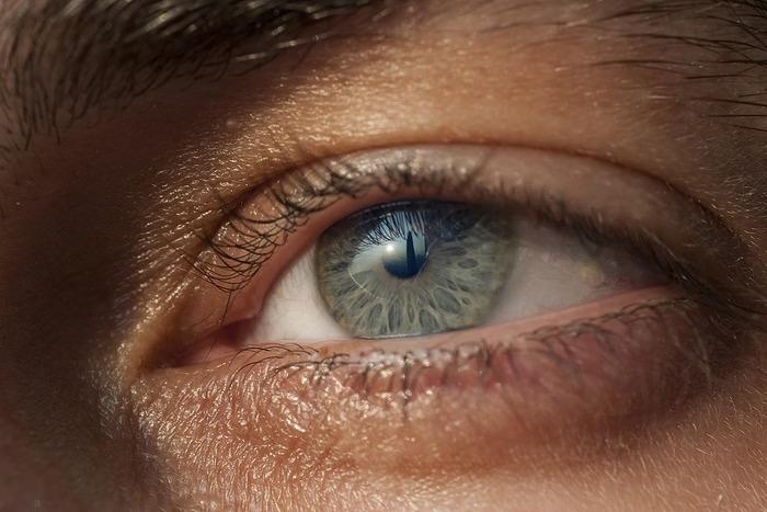 Saúde ocular: saiba como cuidar dos olhos no verão