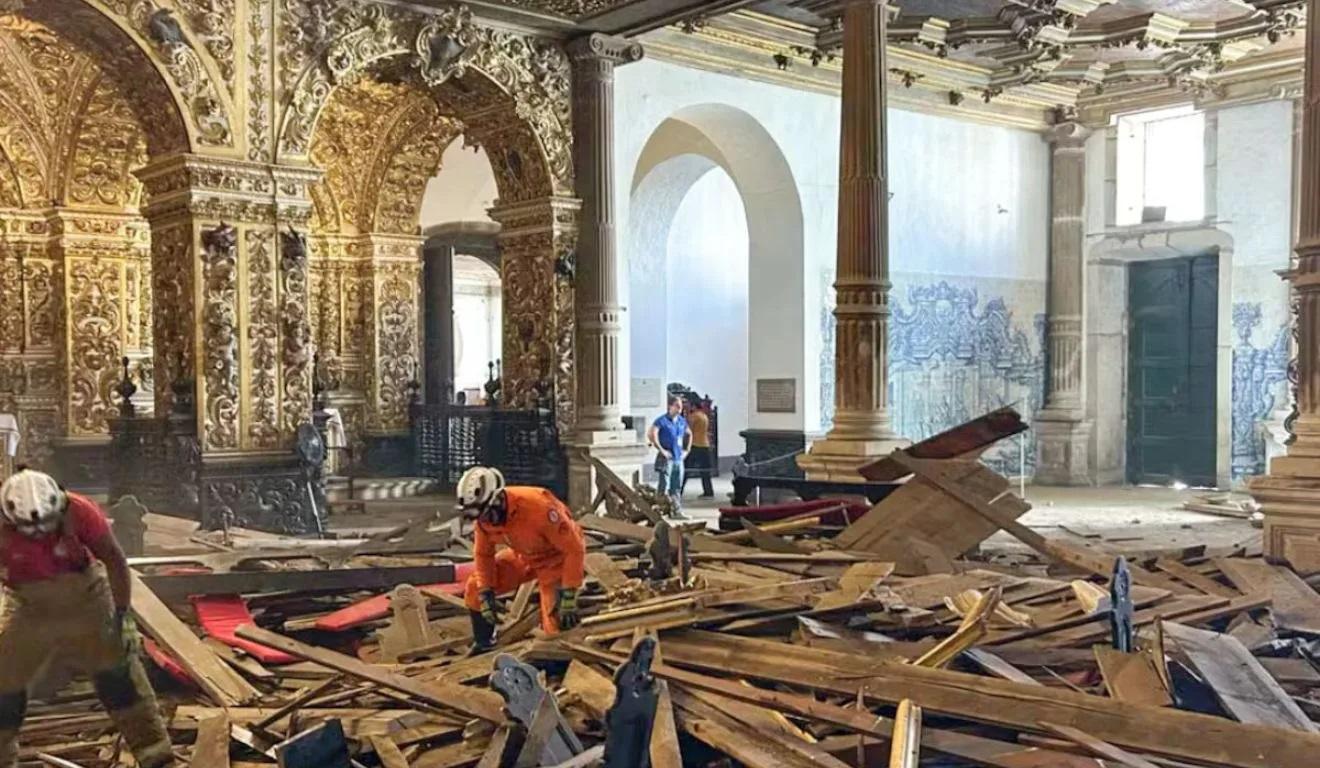 Teto de ‘igreja de ouro’ desaba e mata turista e deixa seis pessoas feridas