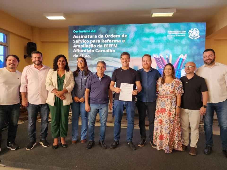 Vice-governador do ES, Ricardo Ferraço autoriza obras de reforma e ampliação de escola em Vitória