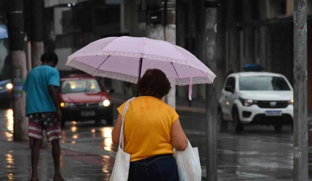 Cidades do ES recebem novo alerta de perigo para “acumulado de chuva”