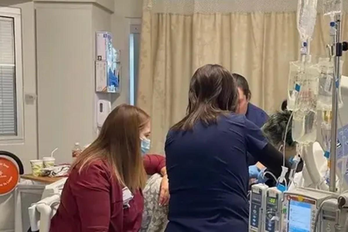 Usuária de vape de 15 anos tem 1 litro de líquido drenado do pulmão