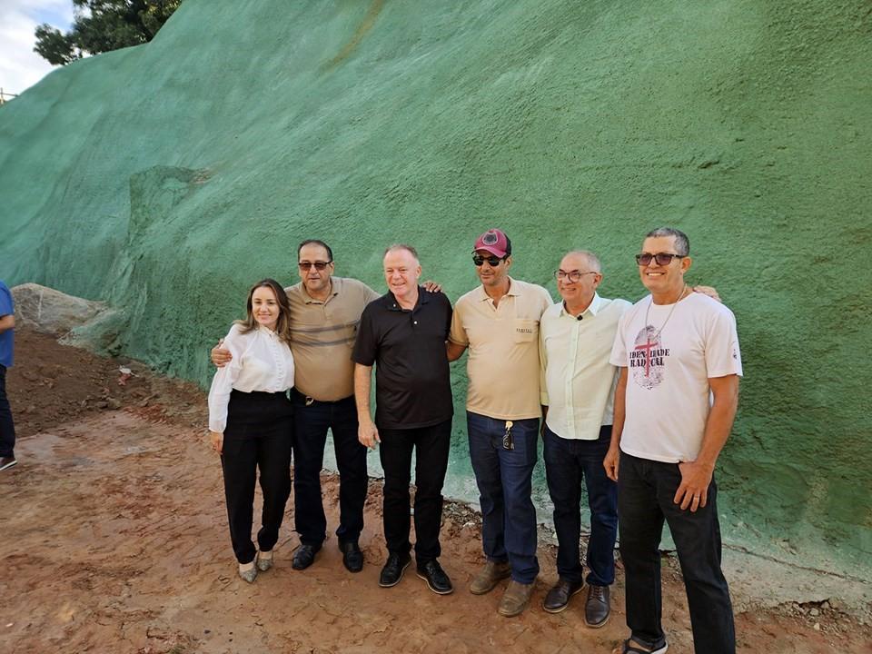 Casagrande inaugura obras de adaptação e de nova escola em Bom Jesus do Norte, ES