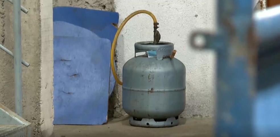 Idoso é preso por furar parede e injetar gás na casa de vizinho no ES
