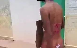 Ladrão é obrigado a vestir calcinha após ser flagrado roubando