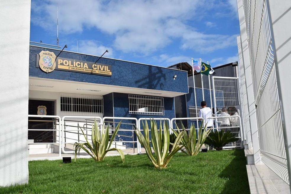 Mulher é morta a facadas pelo ex na frente do filho de 1 ano no ES