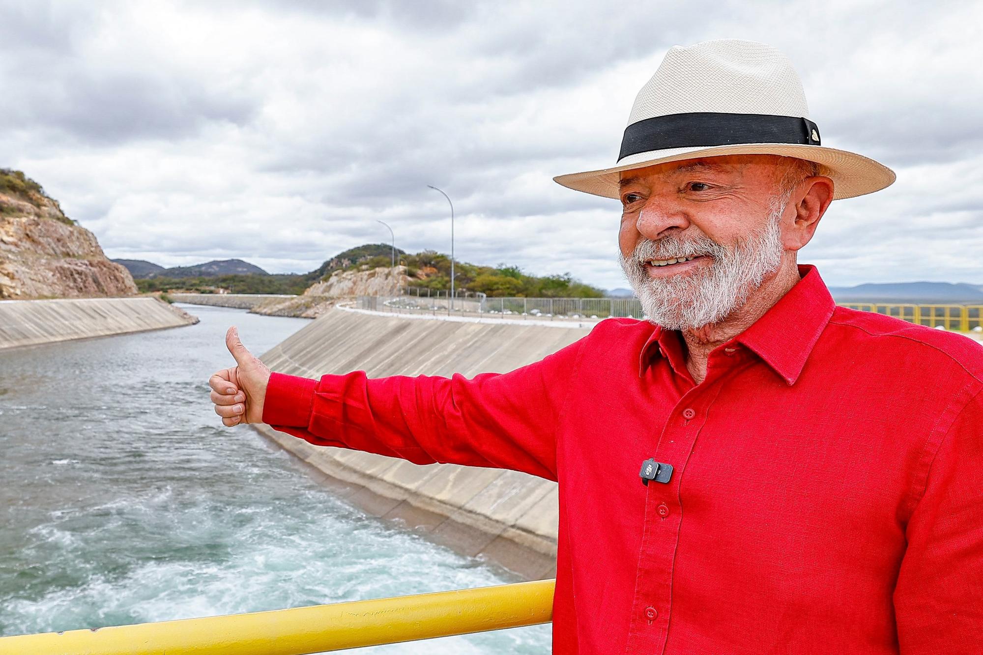 Lula diz que ‘Deus deixou sertão sem água por saber que eu ia ser presidente’ e recebe críticas