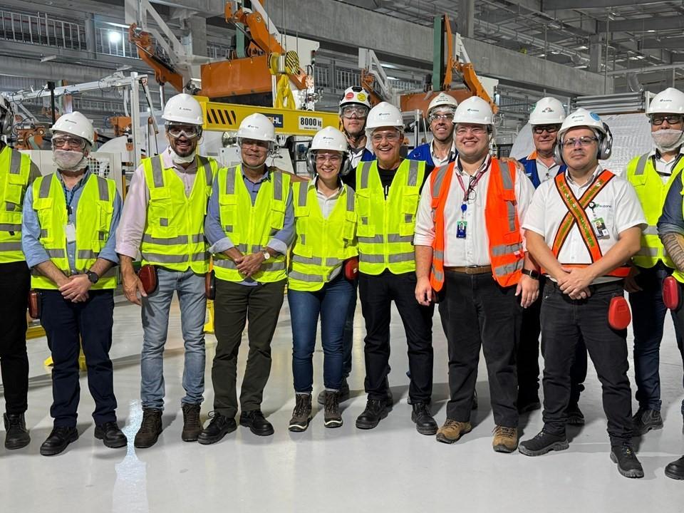 Vice-Governadoria e Sedes visitam nova fábrica de papel tissue da Suzano em Aracruz, ES