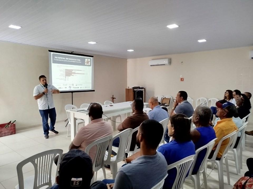 Incaper capacita agricultores para fortalecer cultura do cacau em Conceição da Barra no ES