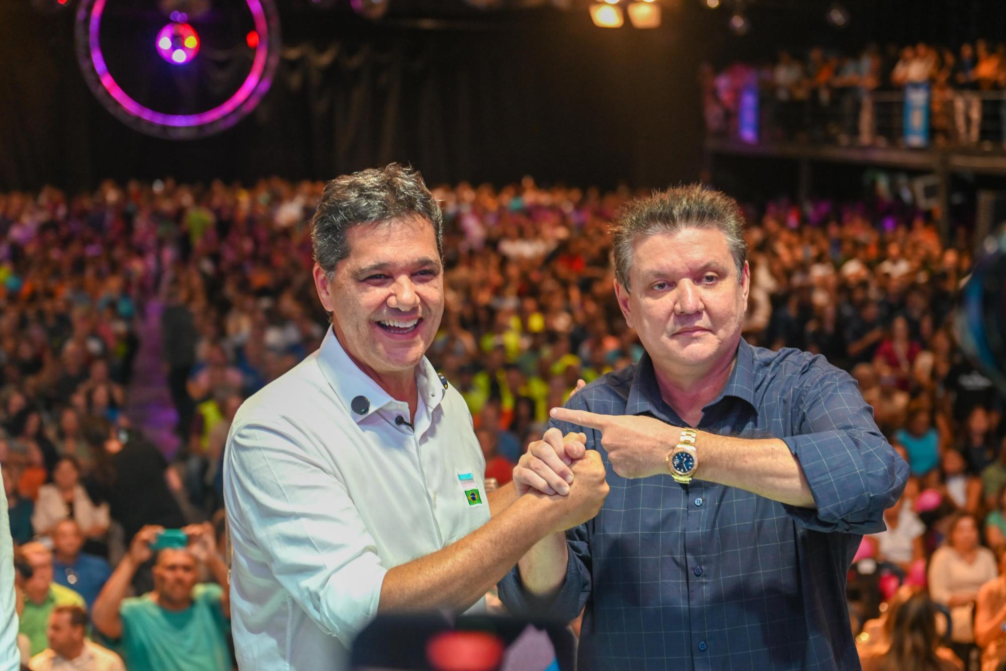 Prefeito de Cariacica faz megaevento para consolidar apoio a Ricardo Ferraço em 2026