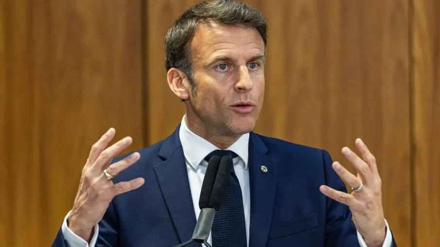 França pode proibir redes sociais para menores de 15 anos