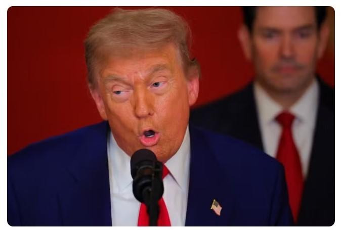 'Ou haverá paz ou tragédia para o Irã': Trump se pronuncia sobre ataques dos EUA a instalações nucleares