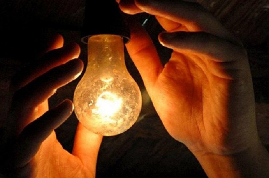 Bandeira vermelha: Conta de luz vai ficar mais cara em julho