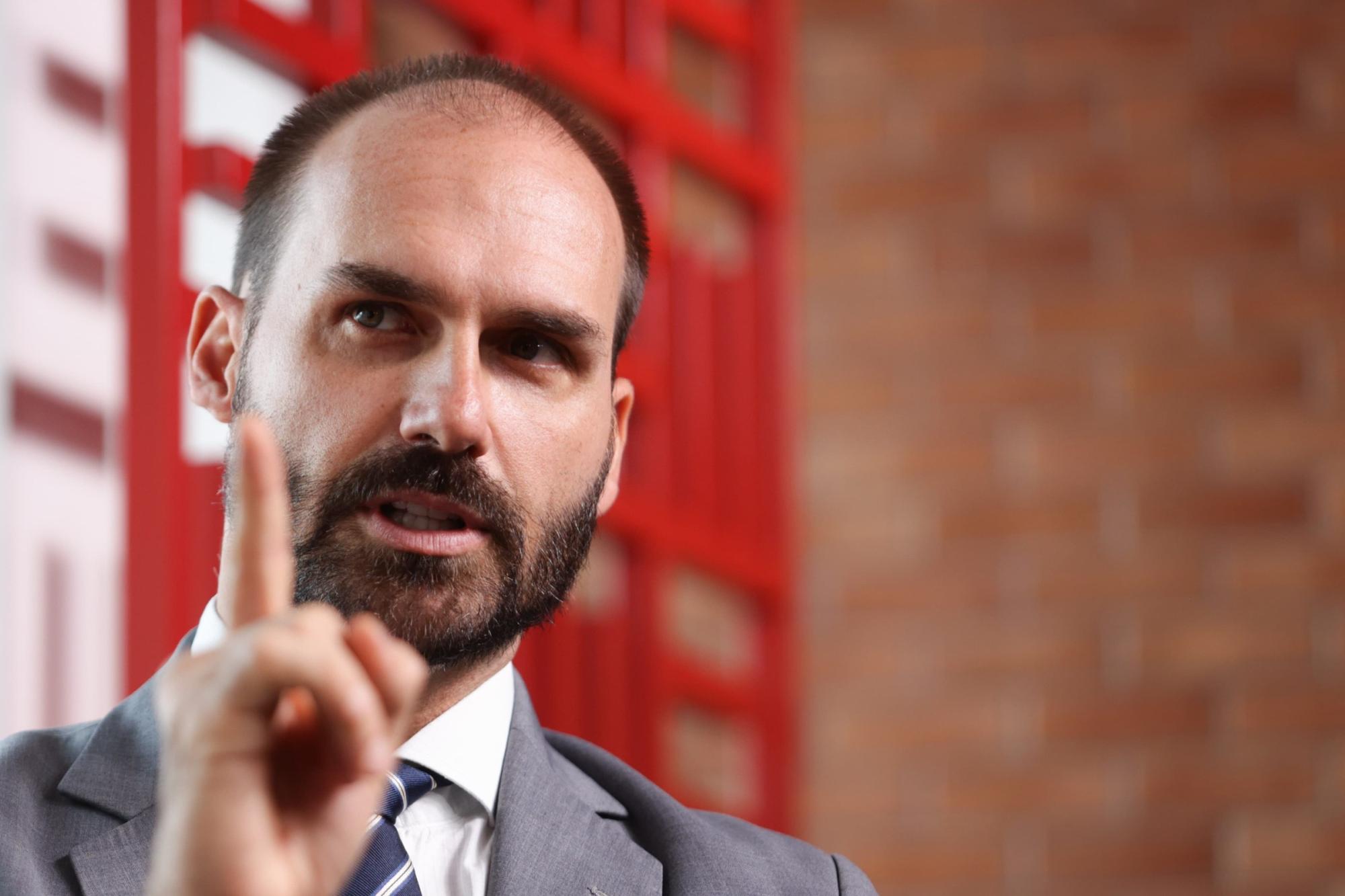 Eduardo Bolsonaro espera que Trump pare Moraes: “Alguém tem que fazer isso”